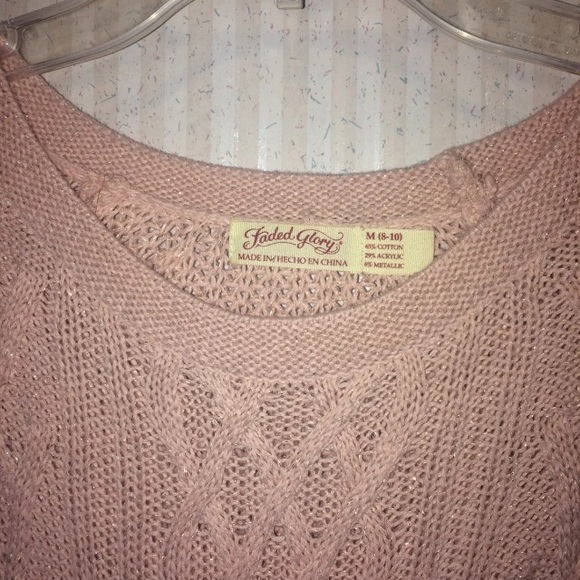 medium pink sweater - Picture 2 of 2